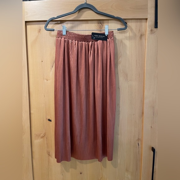 Anna Morgan Collection - Picture 5 of 9